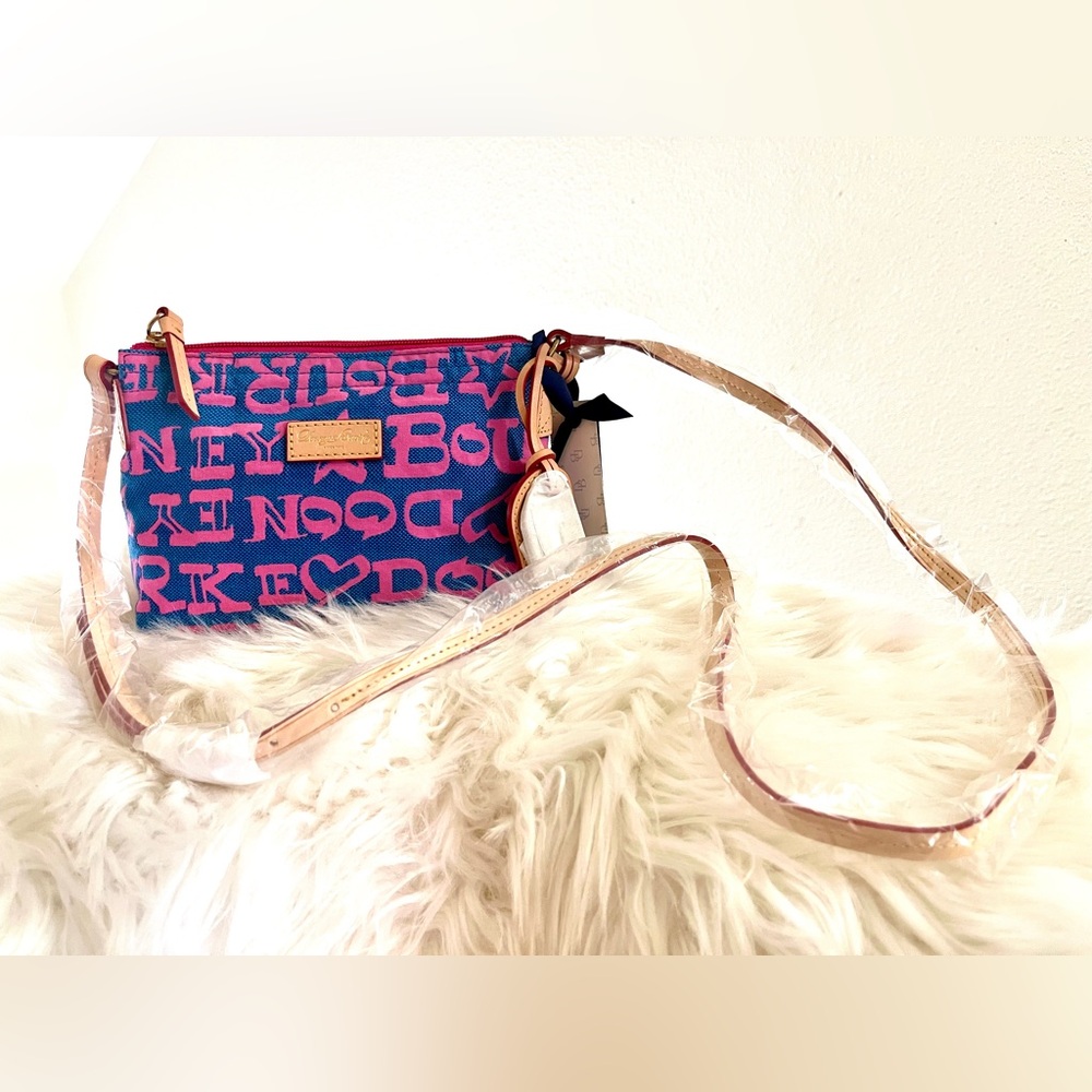 NWT HTF Dooney & Bourke Stylish Blue and Pink Crossbody Bag